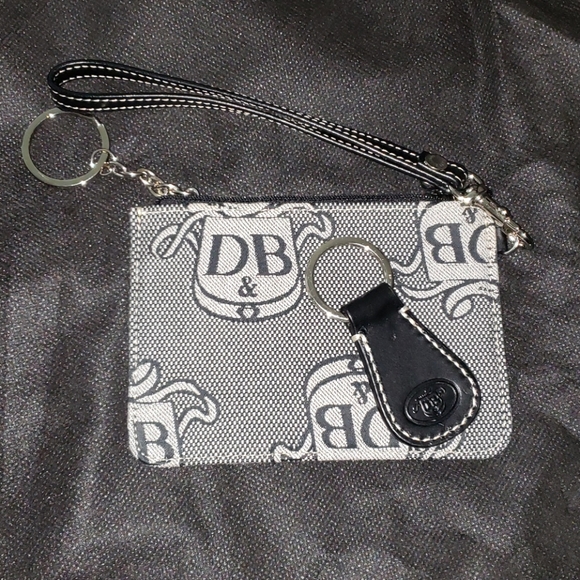 D & B Crest Print DB Logo Signature Dome - Picture 3 of 8